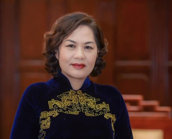 Chân dung Thống đốc Ngân hàng - Nguyễn Thị Hồng
